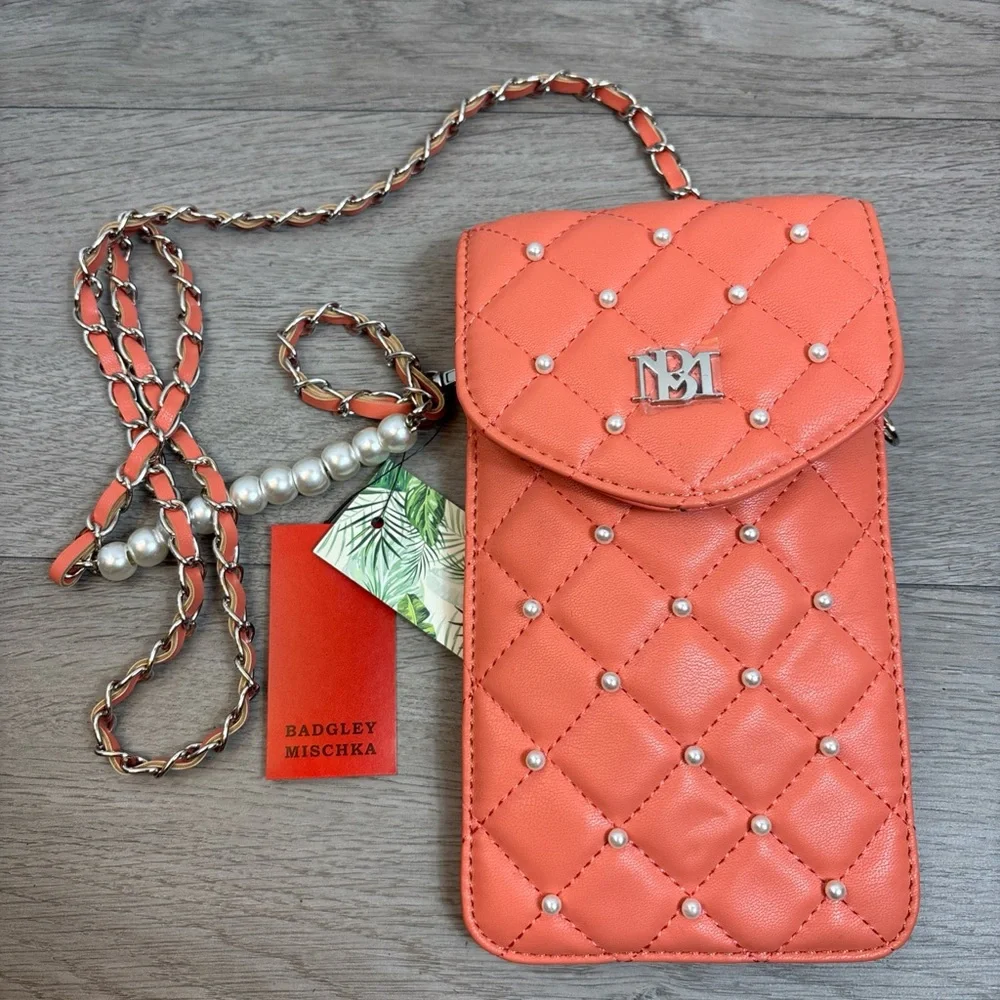 Badgley Mischka Vegan Leather Pearl Phone Case W/Card Holder Coral Crossbody NEW